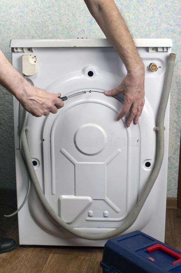 صيانة الغسالات في جدة technician